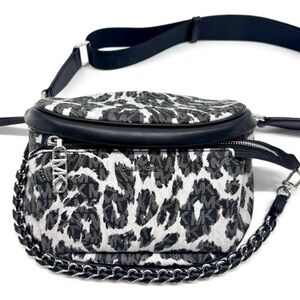 Michael Kors Medium Slater Sling Pack Chain Messenger Crossbody Bag Black Multi